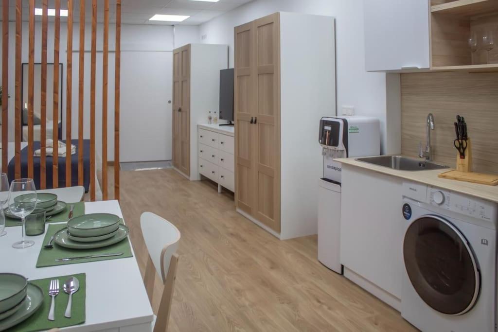 Acogedor Estudio En El Centro De Валенсия Екстериор снимка